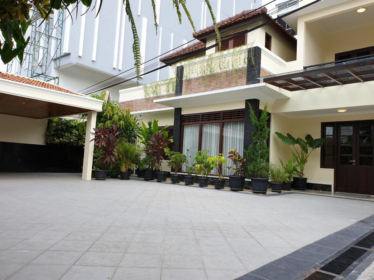 Malioboro Place Jogjacarta Exterior foto