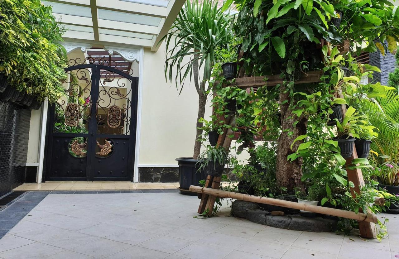 Malioboro Place Jogjacarta Exterior foto